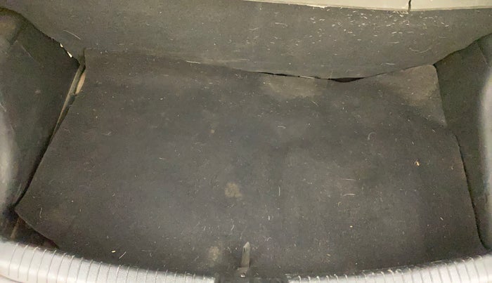 2015 Hyundai Grand i10 MAGNA 1.2 KAPPA VTVT, Petrol, Manual, 67,294 km, Boot Inside