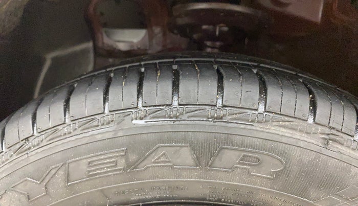 2015 Hyundai Grand i10 MAGNA 1.2 KAPPA VTVT, Petrol, Manual, 67,294 km, Left Front Tyre Tread