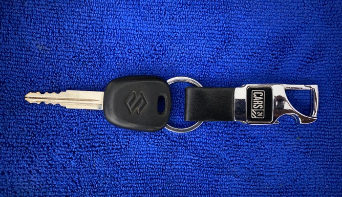 2022 Maruti Alto LXI OPT CNG, CNG, Manual, 28,543 km, Key Close Up