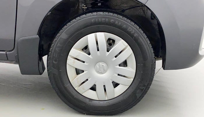 2022 Maruti Alto LXI OPT CNG, CNG, Manual, 28,543 km, Right Front Wheel