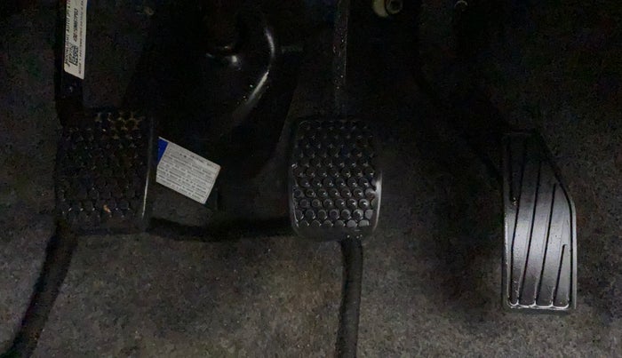 2022 Maruti Alto LXI OPT CNG, CNG, Manual, 28,543 km, Pedals