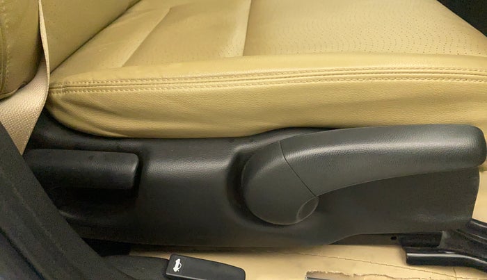 2019 Honda City 1.5L I-VTEC ZX, Petrol, Manual, 17,087 km, Driver Side Adjustment Panel
