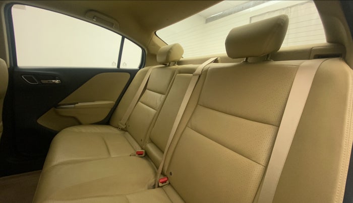 2019 Honda City 1.5L I-VTEC ZX, Petrol, Manual, 17,087 km, Right Side Rear Door Cabin