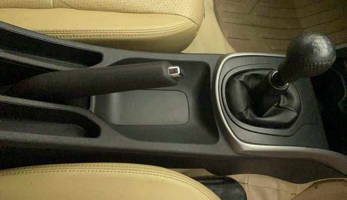 2019 Honda City 1.5L I-VTEC ZX, Petrol, Manual, 17,087 km, Gear Lever