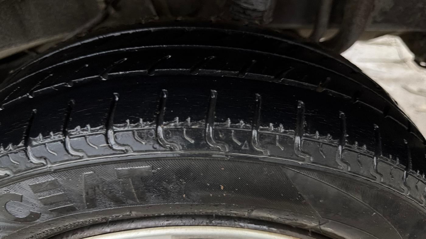 2014 Datsun Go T, Petrol, Manual, 42,526 km, Left Rear Tyre Tread