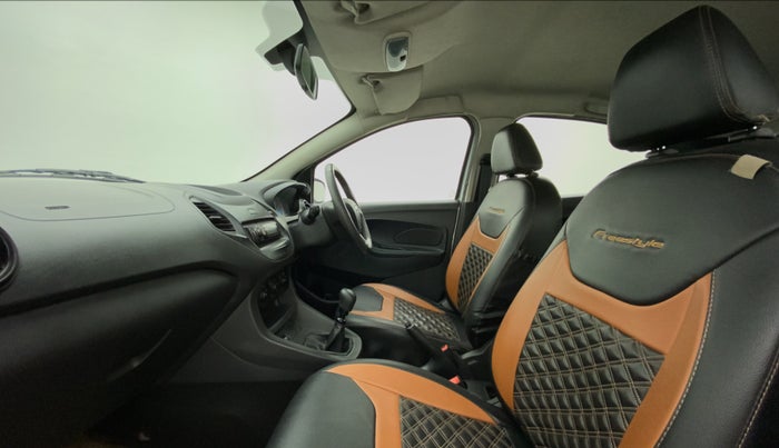 2018 Ford FREESTYLE AMBIENTE 1.5 DIESEL, Diesel, Manual, 37,625 km, Right Side Front Door Cabin