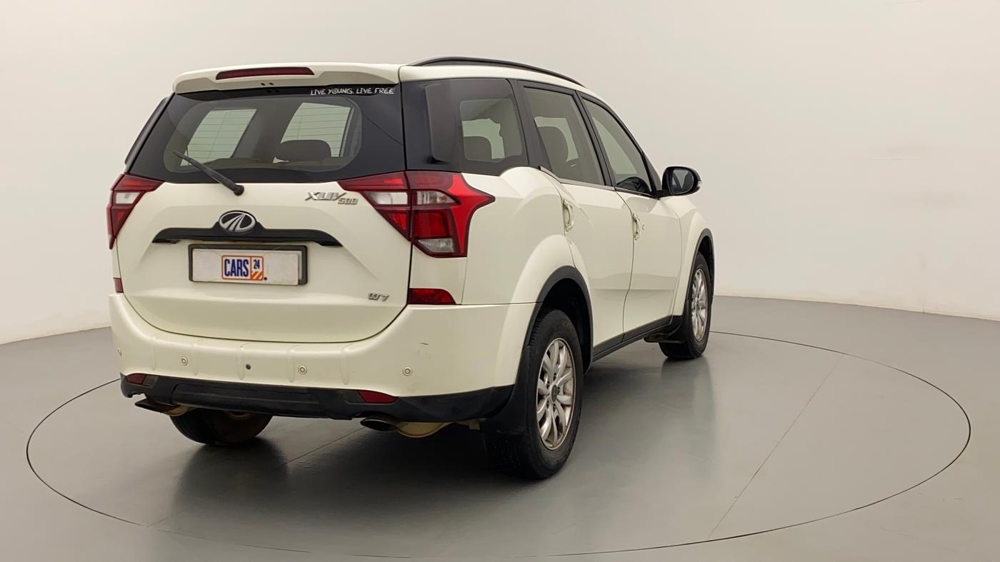 2018 Mahindra XUV500 W7, Diesel, Manual, 85,786 km, Right Back Diagonal
