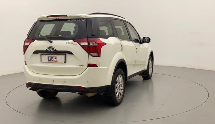 2018 Mahindra XUV500 W7, Diesel, Manual, 85,786 km, Right Back Diagonal