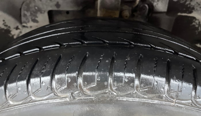 2018 Ford Ecosport TITANIUM + 1.5L PETROL AT, Petrol, Automatic, 60,413 km, Left Front Tyre Tread