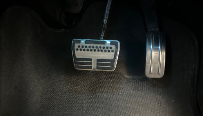 2018 Ford Ecosport TITANIUM + 1.5L PETROL AT, Petrol, Automatic, 60,413 km, Pedals