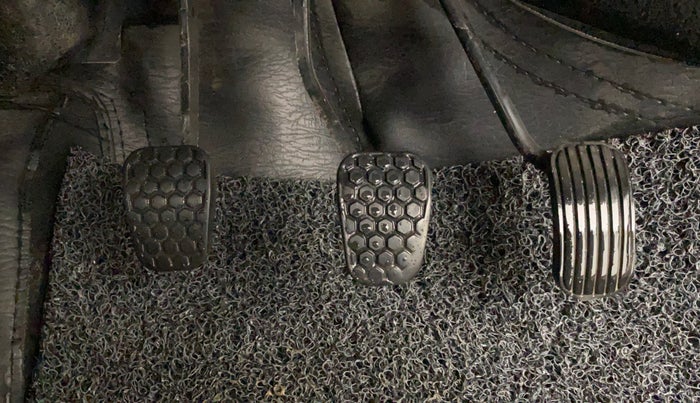 2021 Tata Tiago XT LIMITED EDITION PETROL, CNG, Manual, 1,04,937 km, Pedals