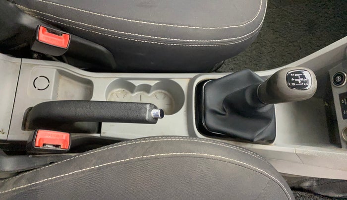 2021 Tata Tiago XT LIMITED EDITION PETROL, CNG, Manual, 1,04,937 km, Gear Lever