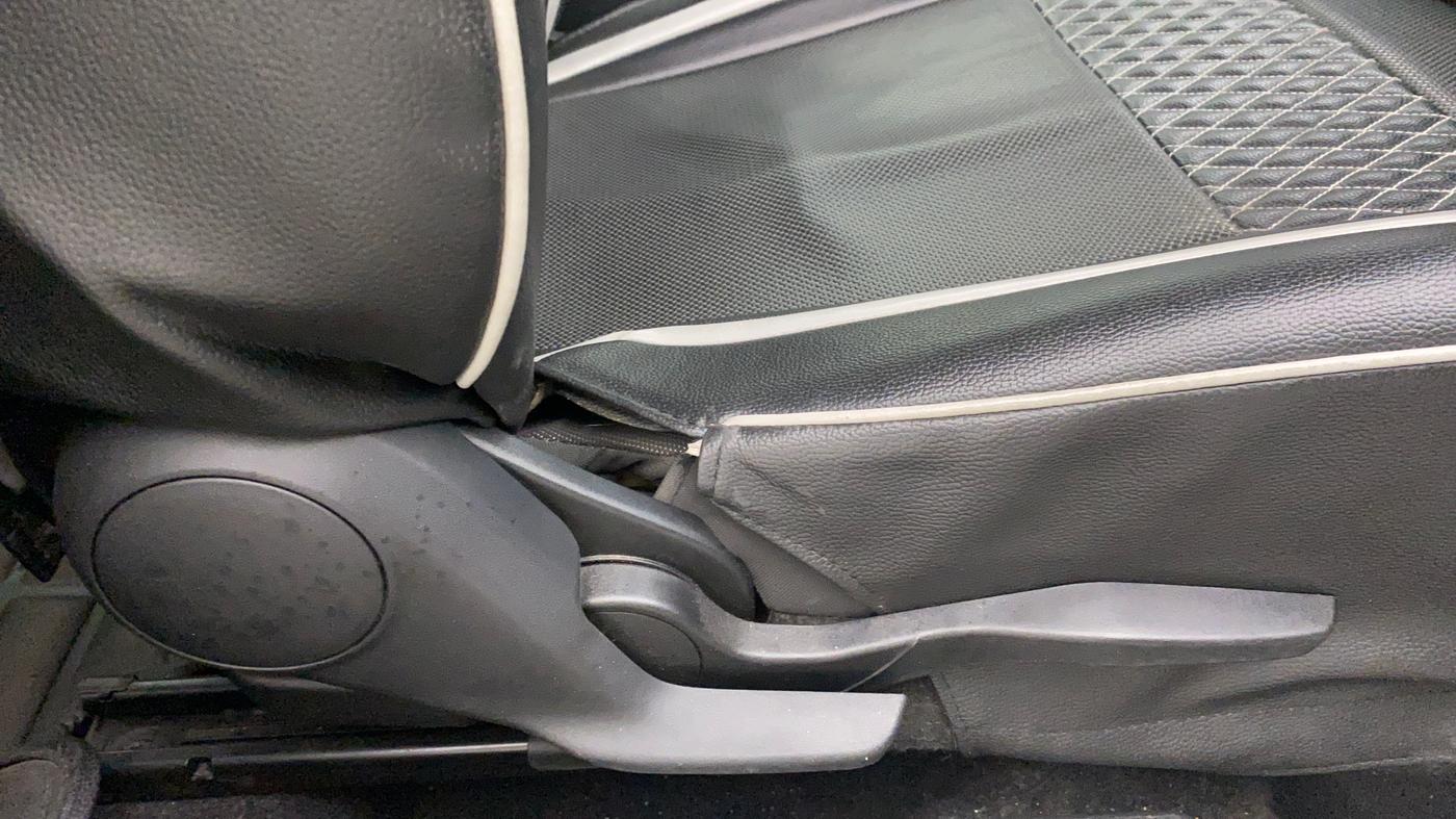 2020 Toyota Glanza V MT PETROL, Petrol, Manual, 24,252 km, Driver Side Adjustment Panel