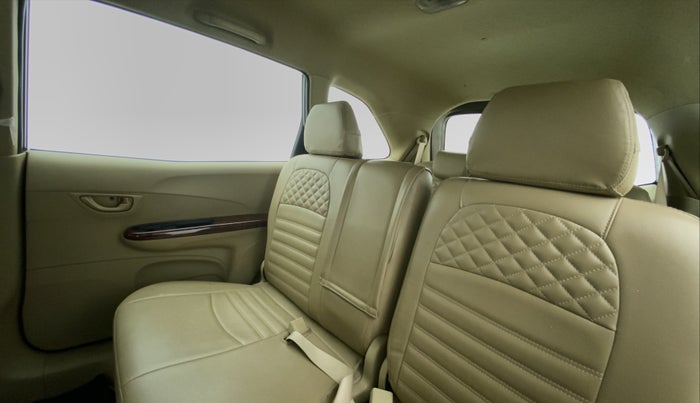 2015 Honda Mobilio 1.5 S I VTEC, Petrol, Manual, 50,432 km, Right Side Door Cabin View