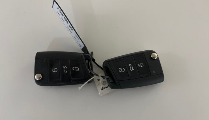 2023 Skoda KUSHAQ STYLE 1.5L TSI DSG (6 AIRBAGS), Petrol, Automatic, 26,315 km, Key Close Up