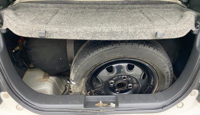 2015 Maruti Alto K10 VXI AMT, CNG, Automatic, 36,019 km, Boot Inside