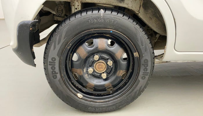 2015 Maruti Alto K10 VXI AMT, CNG, Automatic, 36,019 km, Right Rear Wheel