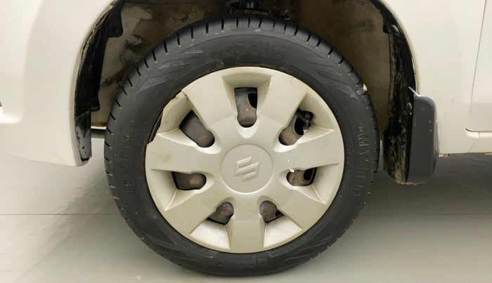 2015 Maruti Alto K10 VXI AMT, CNG, Automatic, 36,019 km, Left Front Wheel