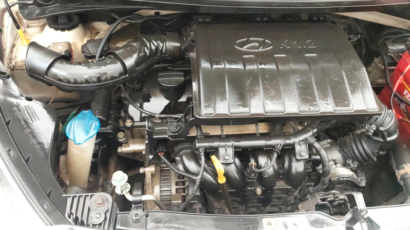 2017 Hyundai Xcent S 1.2, Petrol, Manual, 34,623 km, Engine View - Right