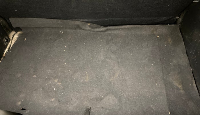 2015 Hyundai Elite i20 MAGNA 1.4 CRDI, Diesel, Manual, 1,17,805 km, Boot Inside