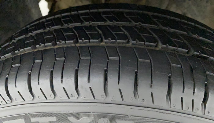 2016 Datsun Go Plus T, Petrol, Manual, 55,272 km, Left Front Tyre Tread