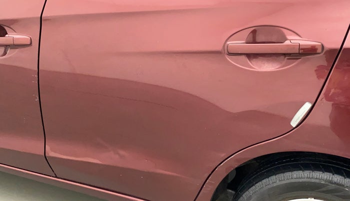 2018 Honda Amaze 1.2L I-VTEC S, Petrol, Manual, 47,914 km, Rear left door - Slightly dented