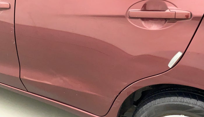 2018 Honda Amaze 1.2L I-VTEC S, Petrol, Manual, 47,914 km, Rear left door - Minor scratches