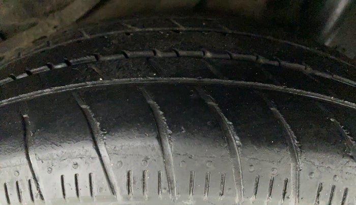 2018 Honda Amaze 1.2L I-VTEC S, Petrol, Manual, 47,914 km, Left Rear Tyre Tread