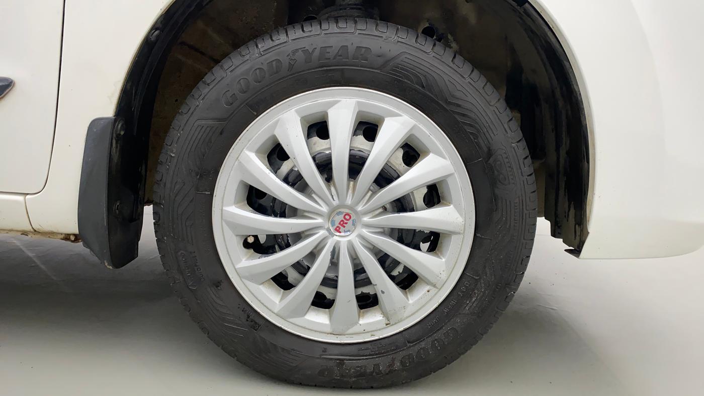 2017 Maruti Wagon R 1.0 LXI CNG, CNG, Manual, 57,773 km, Right Front Wheel