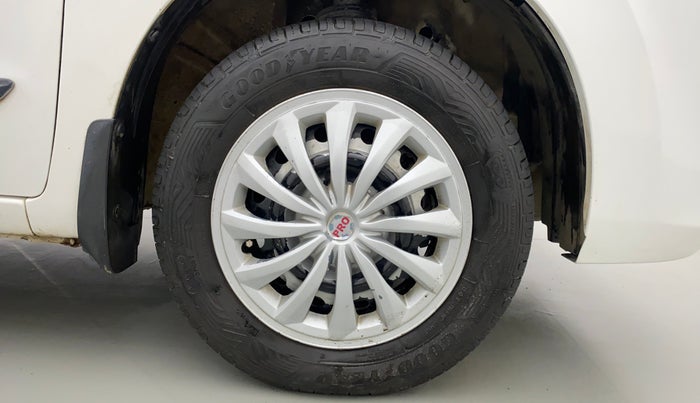 2017 Maruti Wagon R 1.0 LXI CNG, CNG, Manual, 57,773 km, Right Front Wheel