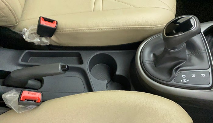 2020 Hyundai GRAND I10 NIOS SPORTZ 1.2 AT, Petrol, Automatic, 39,876 km, Gear Lever