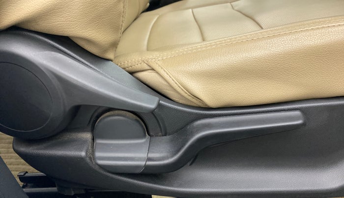 2018 Honda Amaze 1.2L I-VTEC S, Petrol, Manual, 82,077 km, Driver Side Adjustment Panel