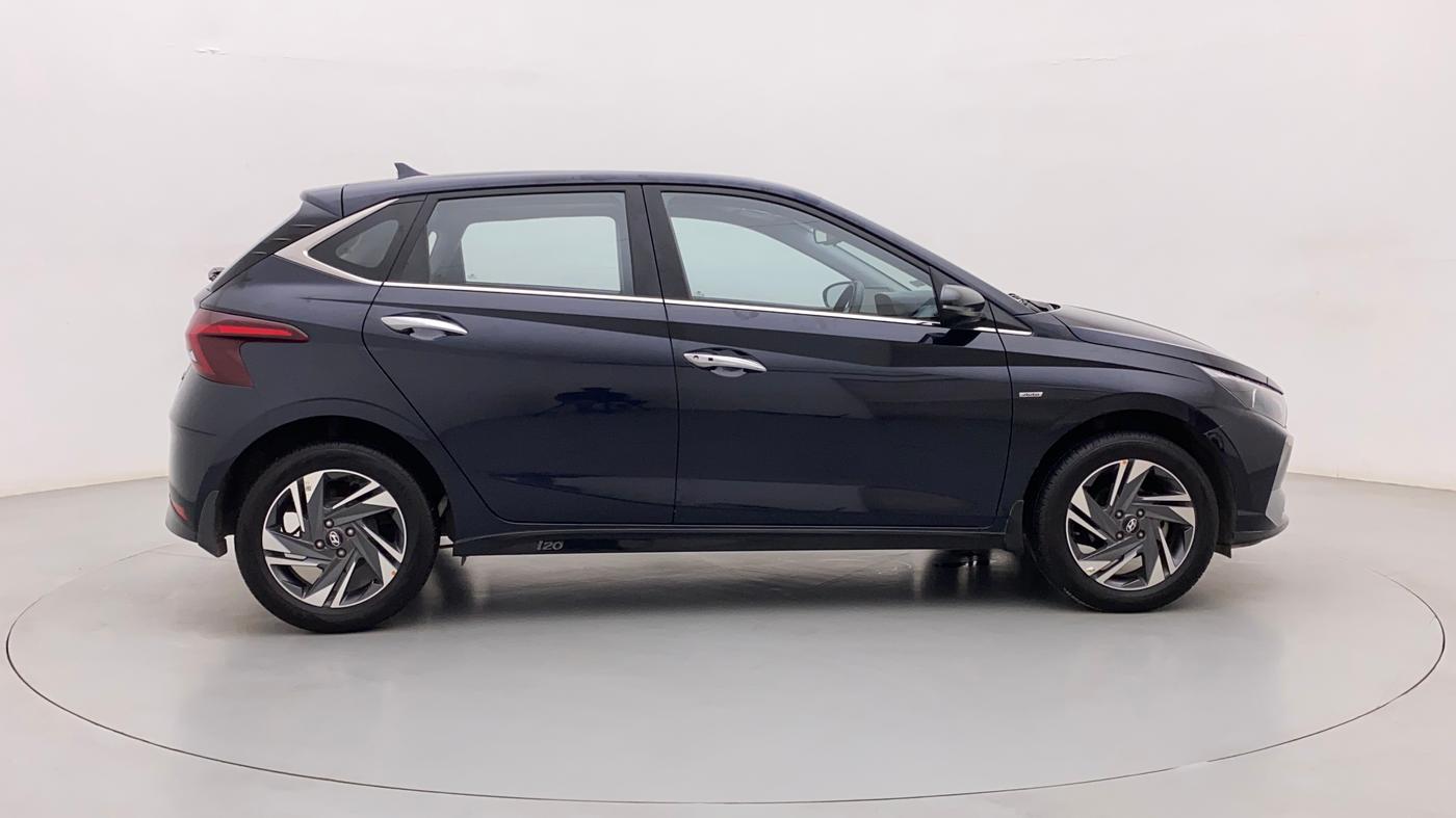 2022 Hyundai NEW I20 ASTA (O) 1.2 AT, Petrol, Automatic, 13,604 km, Right Side View