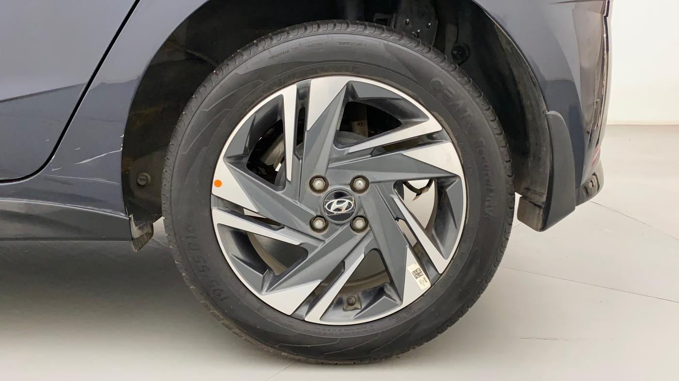 2022 Hyundai NEW I20 ASTA (O) 1.2 AT, Petrol, Automatic, 13,604 km, Left Rear Wheel