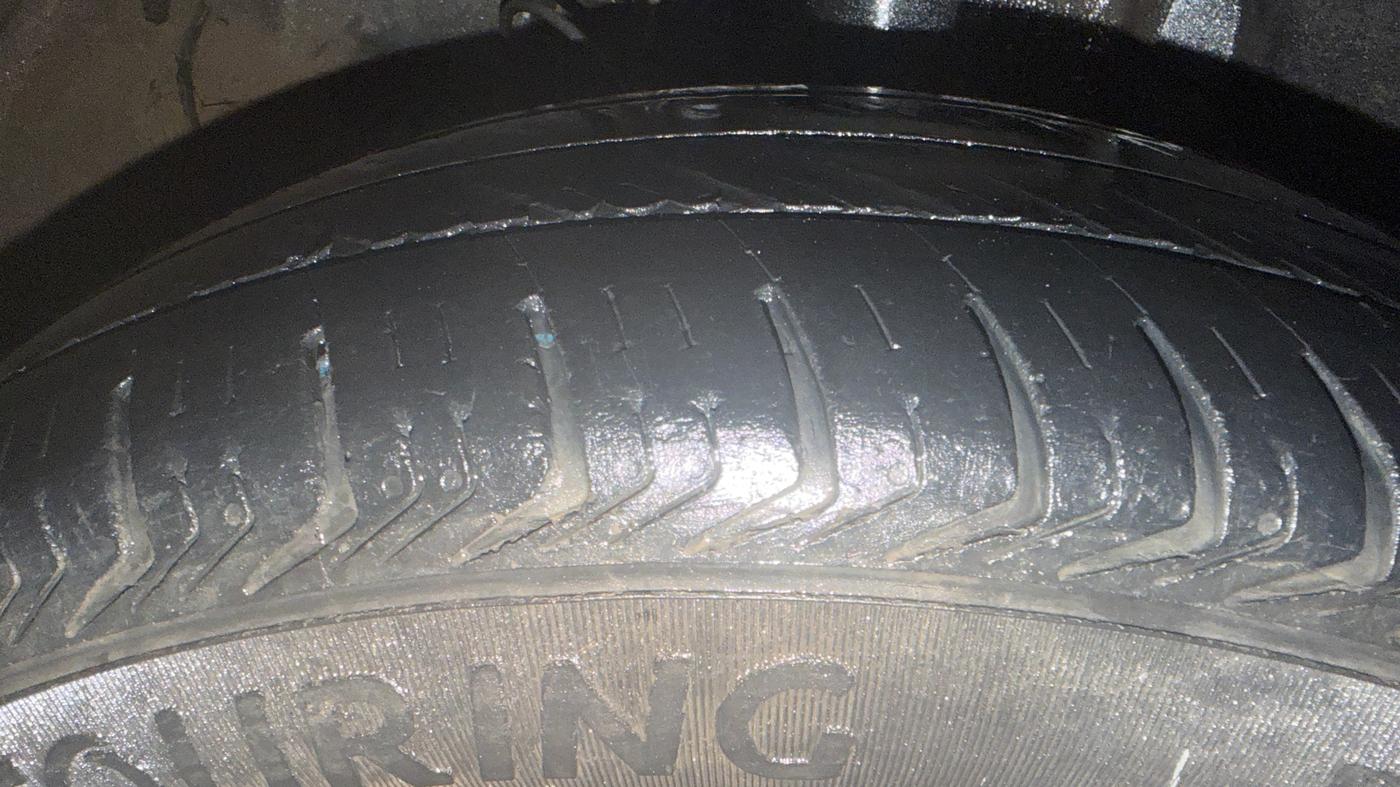2022 Tata TIGOR XMA PETROL, CNG, Automatic, 67,840 km, Left Front Tyre Tread