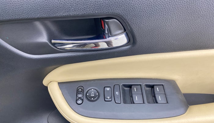 2020 Honda City 1.5L I-VTEC ZX CVT, Petrol, Automatic, 43,822 km, Driver Side Door Panels Control