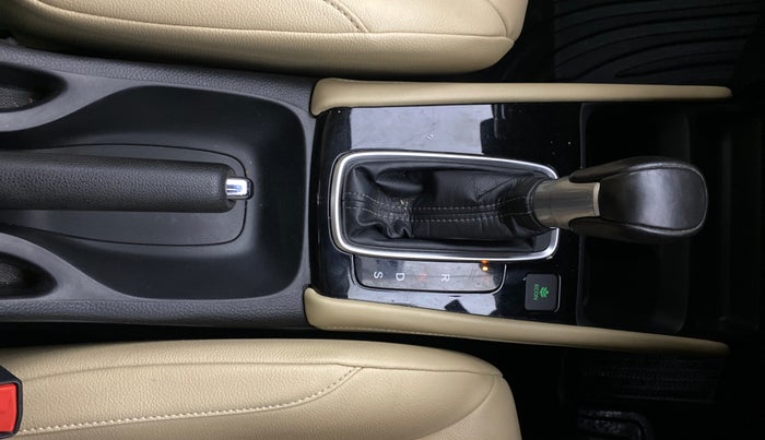 2020 Honda City 1.5L I-VTEC ZX CVT, Petrol, Automatic, 43,822 km, Gear Lever