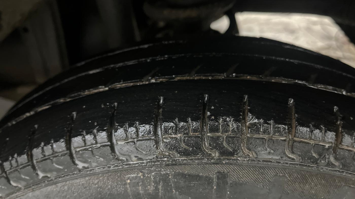 2019 Maruti Alto 800 LXI CNG, CNG, Manual, 33,440 km, Left Rear Tyre Tread