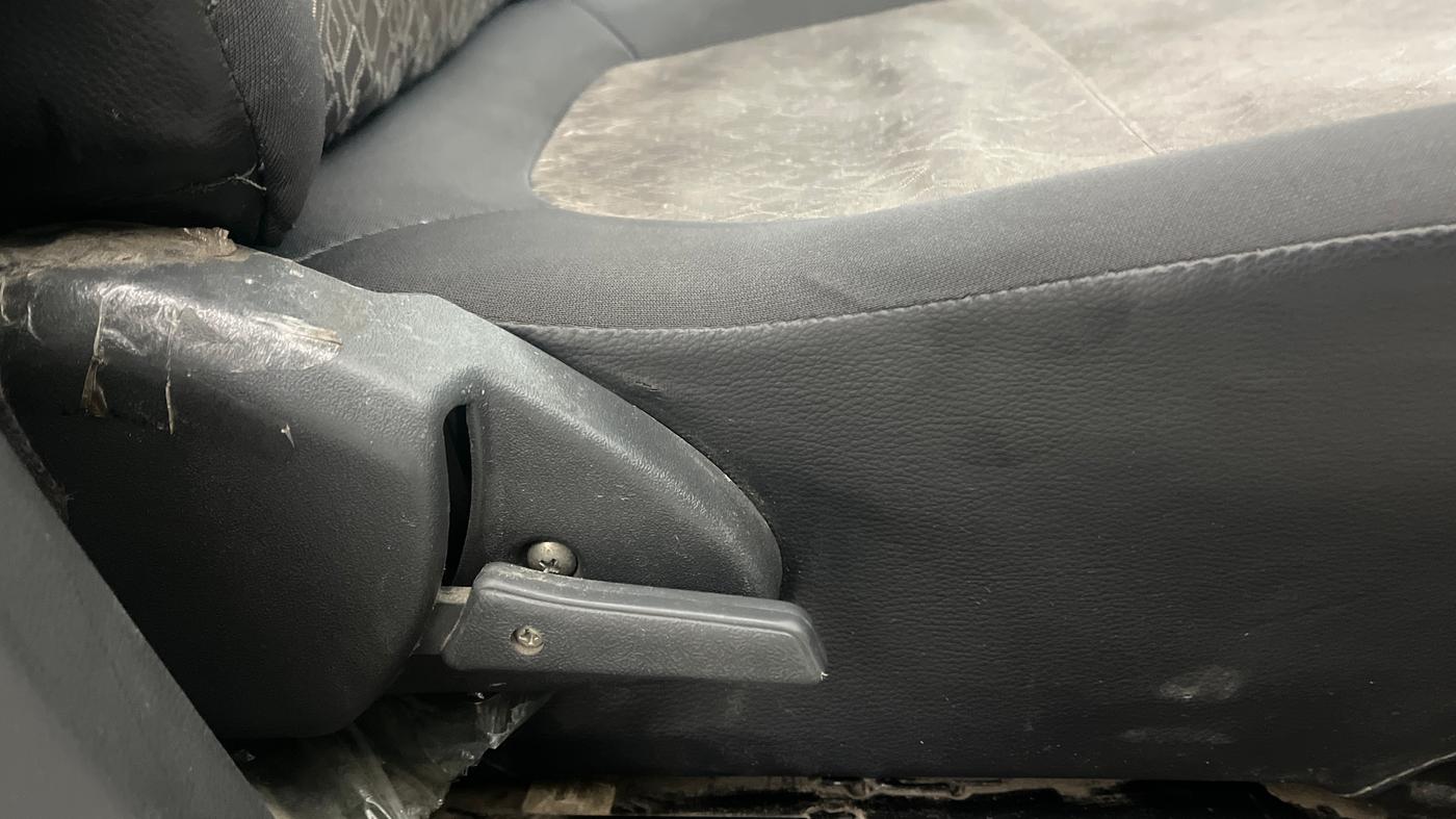 2019 Maruti Alto 800 LXI CNG, CNG, Manual, 33,440 km, Driver Side Adjustment Panel