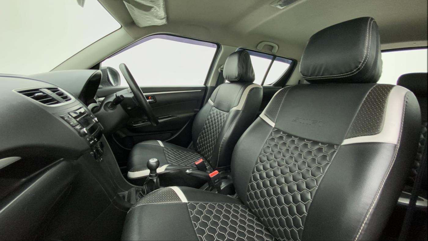 2017 Maruti Swift VXI, Petrol, Manual, 73,914 km, Right Side Front Door Cabin