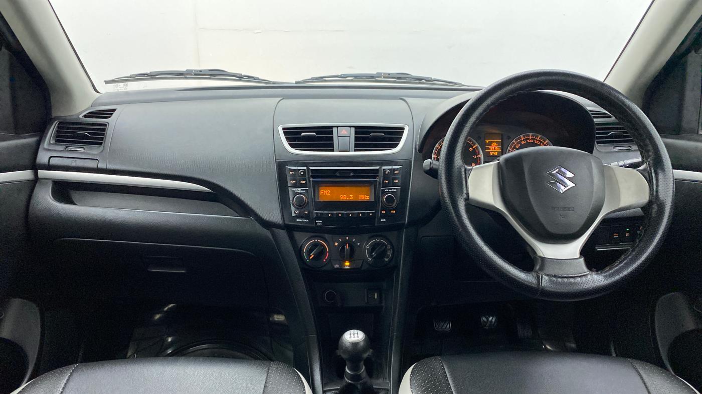 2017 Maruti Swift VXI, Petrol, Manual, 73,914 km, Dashboard