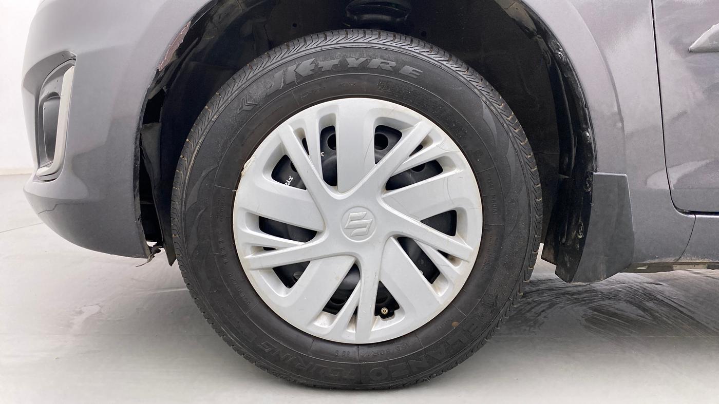 2017 Maruti Swift VXI, Petrol, Manual, 73,914 km, Left Front Wheel