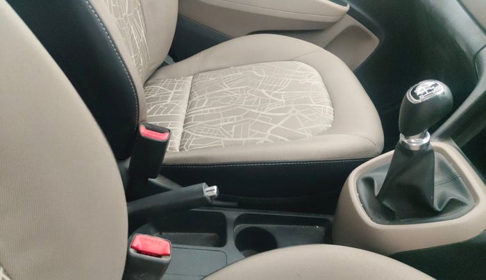 2015 Hyundai Xcent S 1.2, Petrol, Manual, 25,456 km, Gear Lever