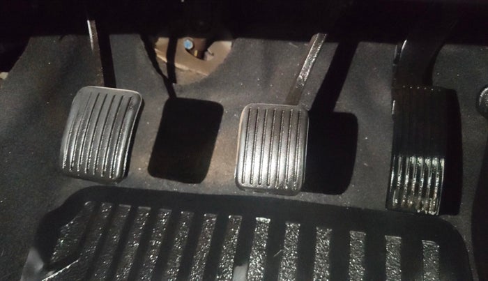 2015 Hyundai Xcent S 1.2, Petrol, Manual, 25,456 km, Pedals