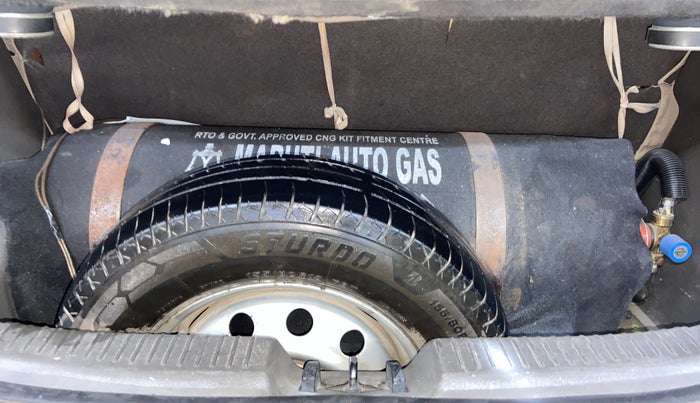 2014 Hyundai i10 MAGNA 1.1, CNG, Manual, 1,05,896 km, Boot Inside