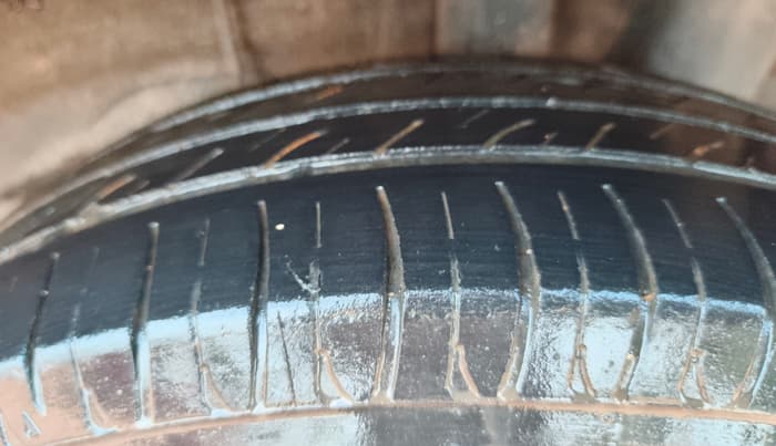 2016 Hyundai Grand i10 ASTA AT 1.2 KAPPA VTVT, Petrol, Automatic, 79,587 km, Left Rear Tyre Tread