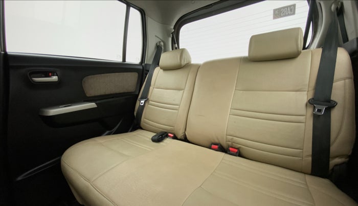 2016 Maruti Wagon R 1.0 VXI AMT, CNG, Automatic, 52,476 km, Right Side Rear Door Cabin