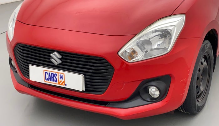 2018 Maruti Swift VXI, CNG, Manual, 91,586 km, Front bumper - Paint has minor damage