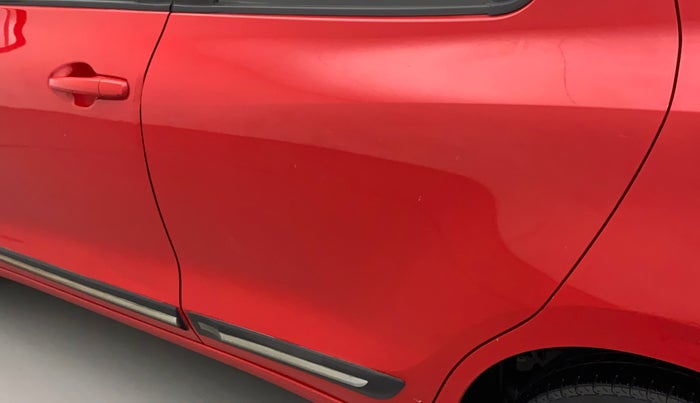 2018 Maruti Swift VXI, CNG, Manual, 91,586 km, Rear left door - Slight discoloration