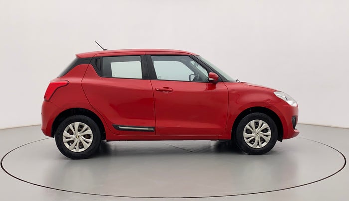 2018 Maruti Swift VXI, CNG, Manual, 91,586 km, Right Side View